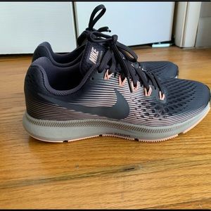 Nike Air Zoom Pegasus 34 Running Shoes